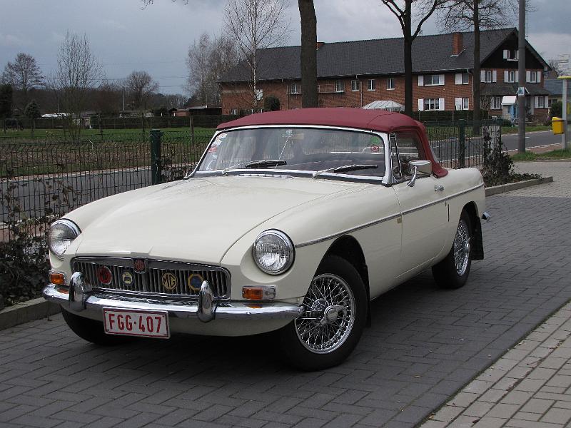 MG Openingsrit vertrek De ploeg in Diepenbeek (19).JPG
